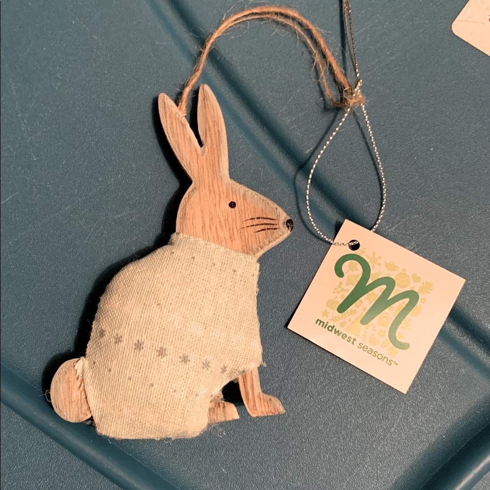 Midwest of Cannon Falls Folk Art Bunny Ornament